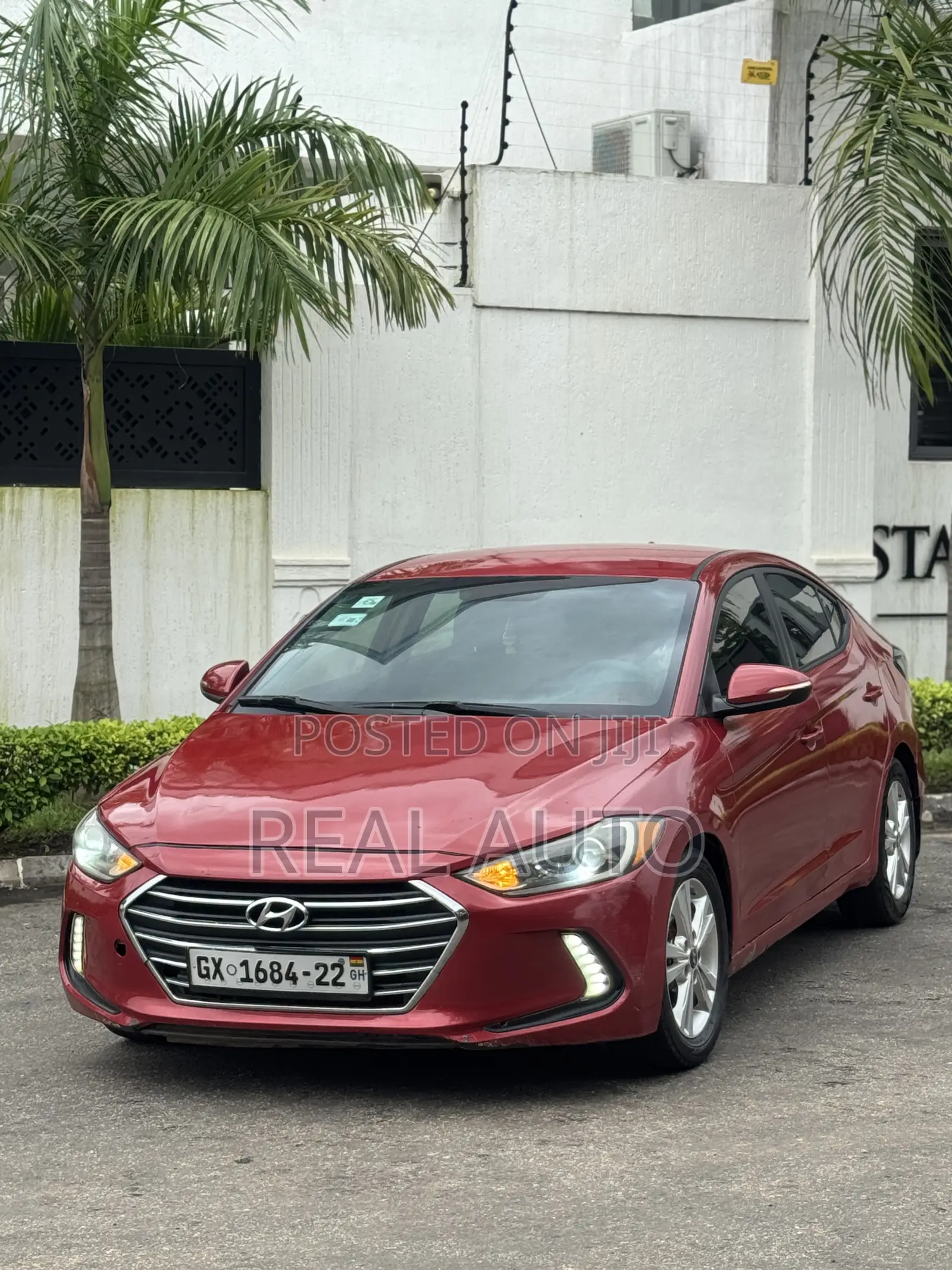 Hyundai Elantra ECO Sedan FWD (1.4L 4cyl 7A) 2017 Red