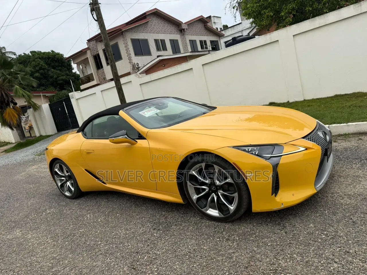 Lexus LC 2023 Yellow