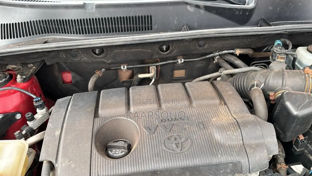 Toyota RAV4 2011 Red