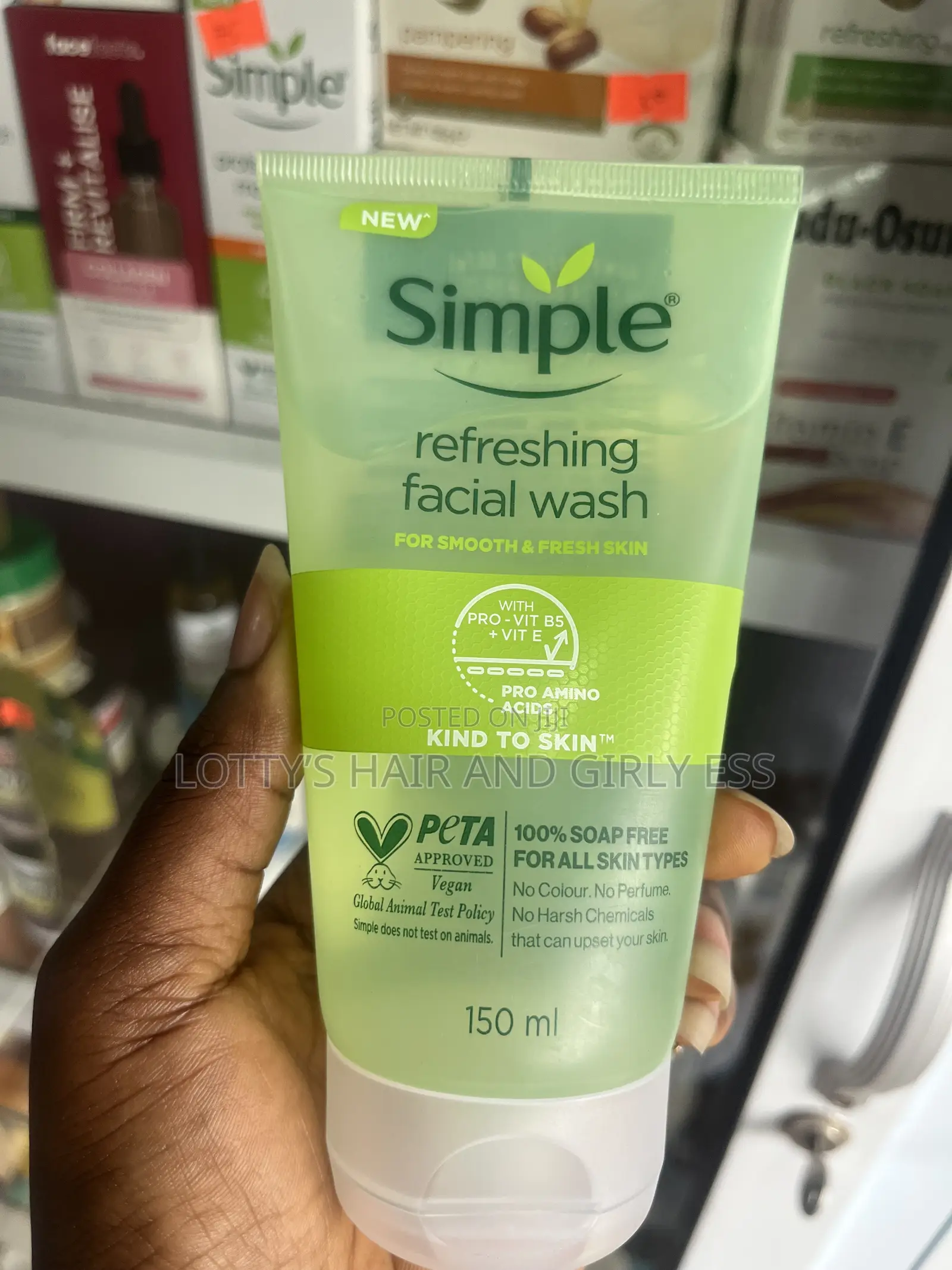 Simple Refreshing Facial Wash 100% Soap Free