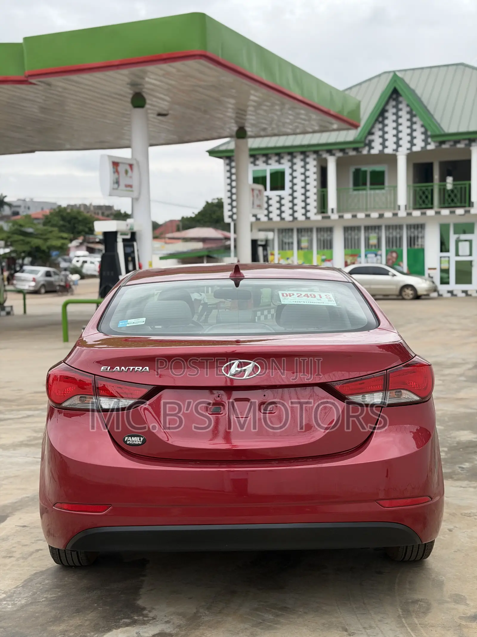Hyundai Elantra 2015 Red