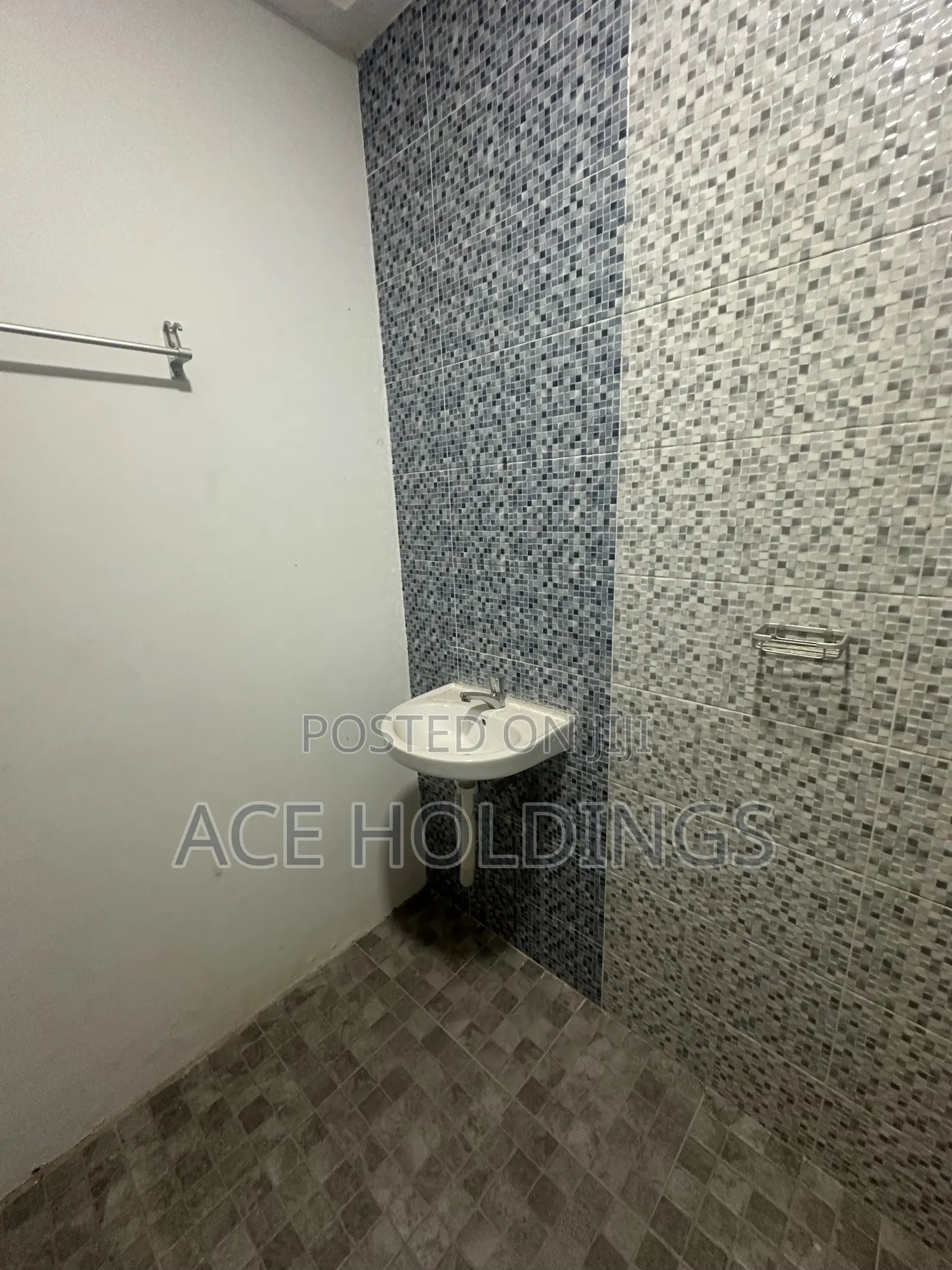 3bdrm House in Nmai Dzorn for rent