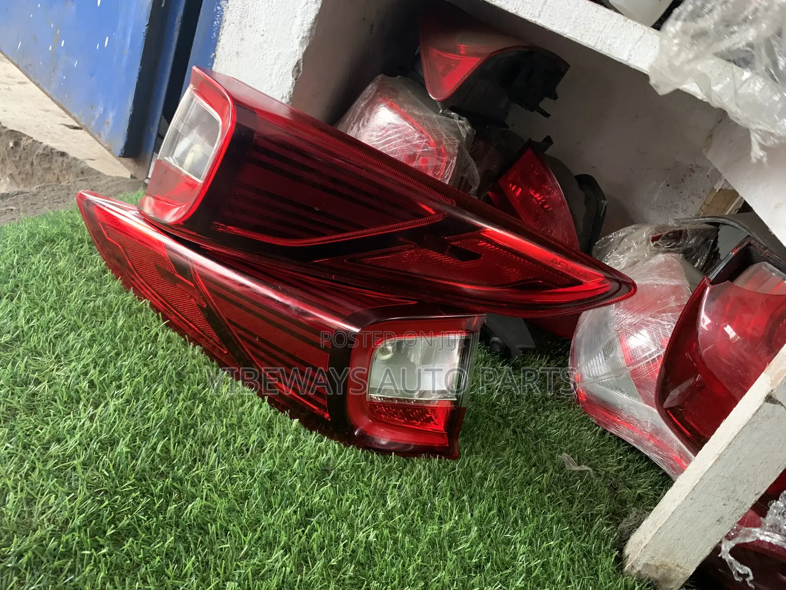 Acura RDX 2019-2020-2021-2022-2023-2024 Taillight Original Pair