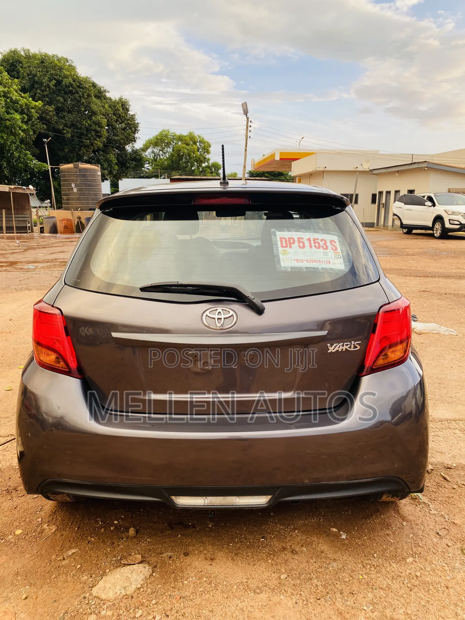 Toyota Yaris LE Hatchback 5dr 2016