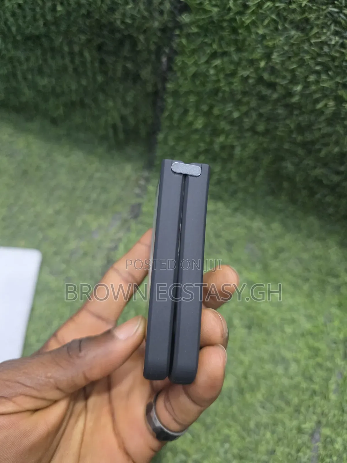 Samsung Galaxy Zflip 5/ Zflip 6 Frosted Black Transparent Case