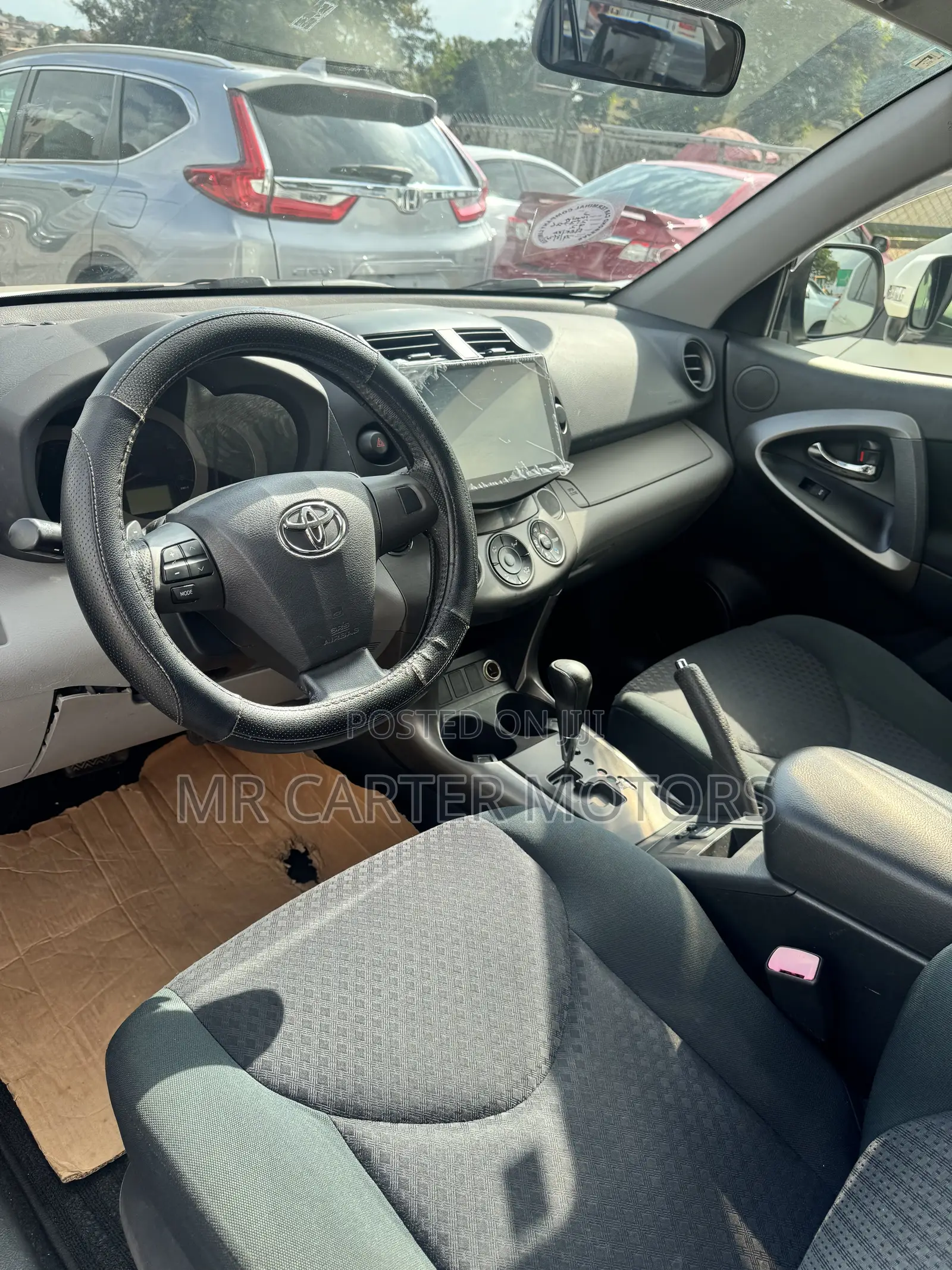 Toyota Vanguard 2013 White