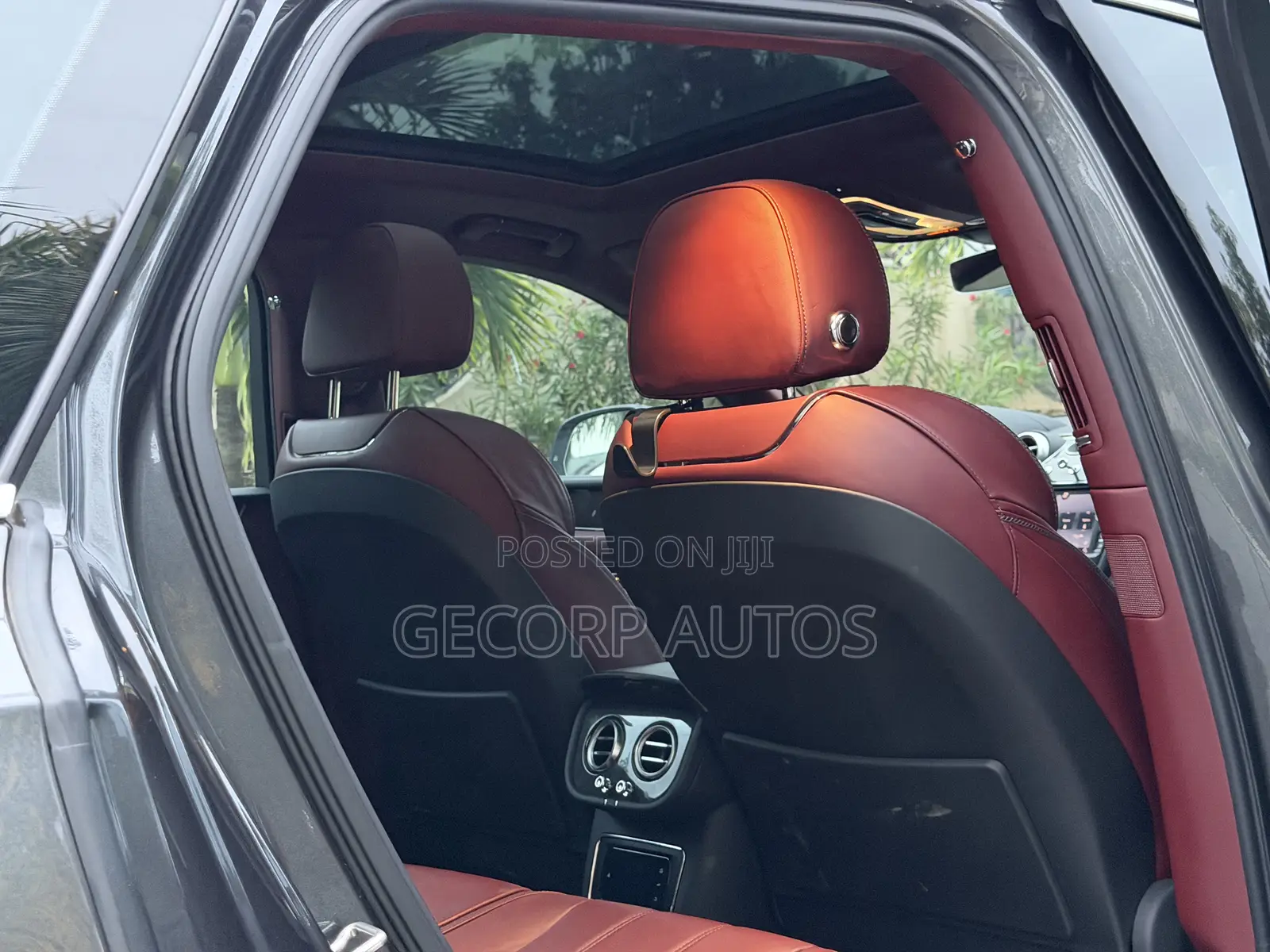 Bentley Bentayga V8 AWD 2020 Gray