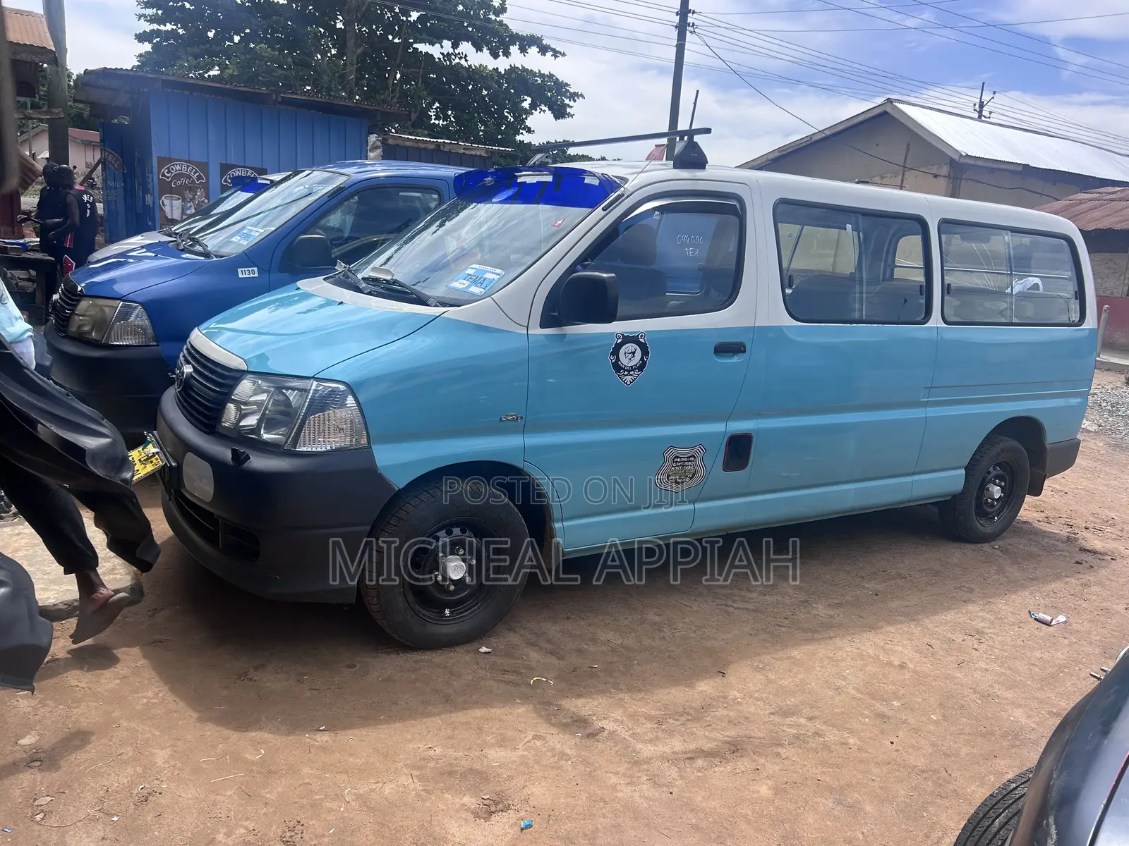 Toyota HiAce 2007 White