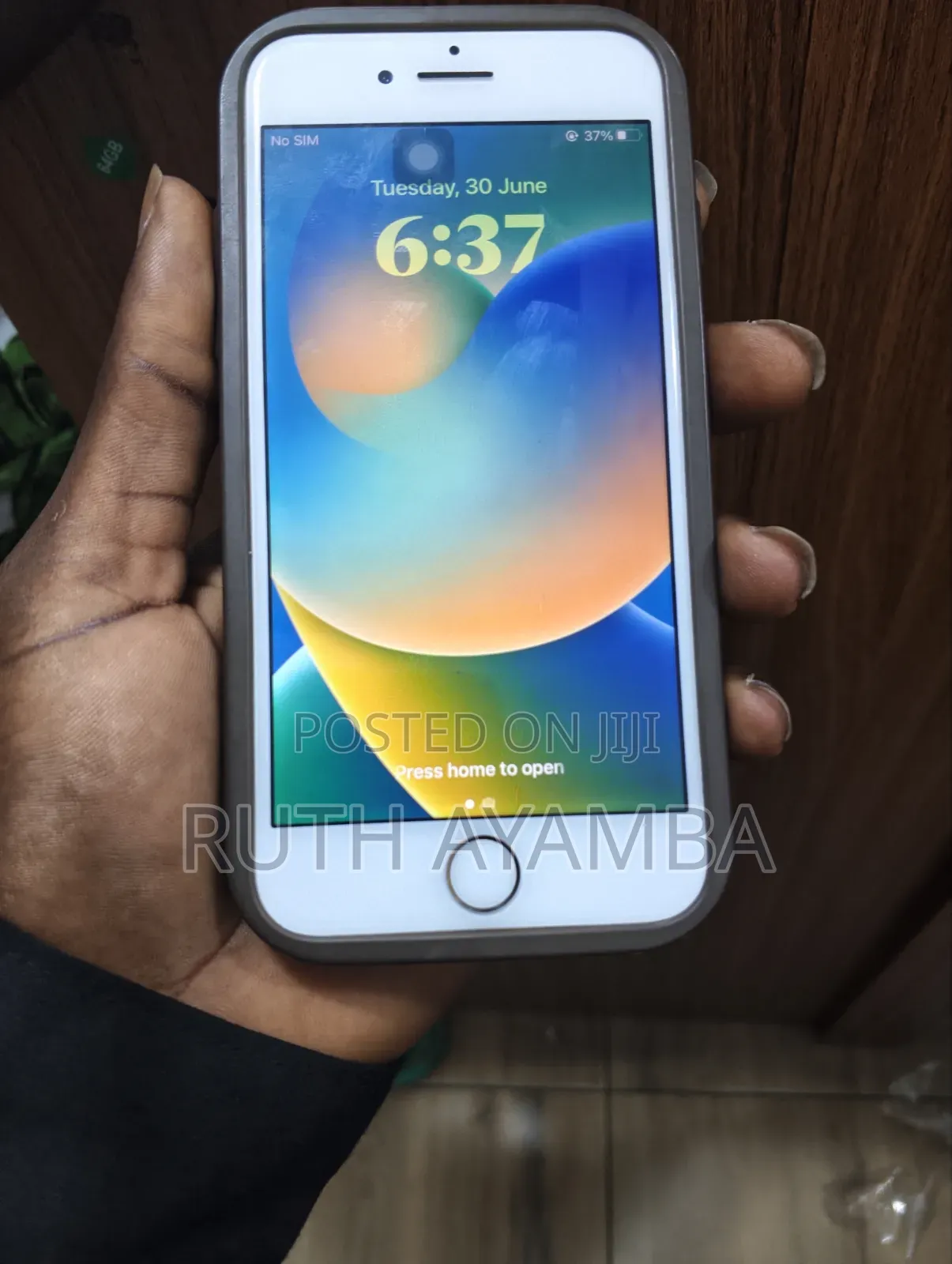 Apple iPhone 8 64 GB Gold