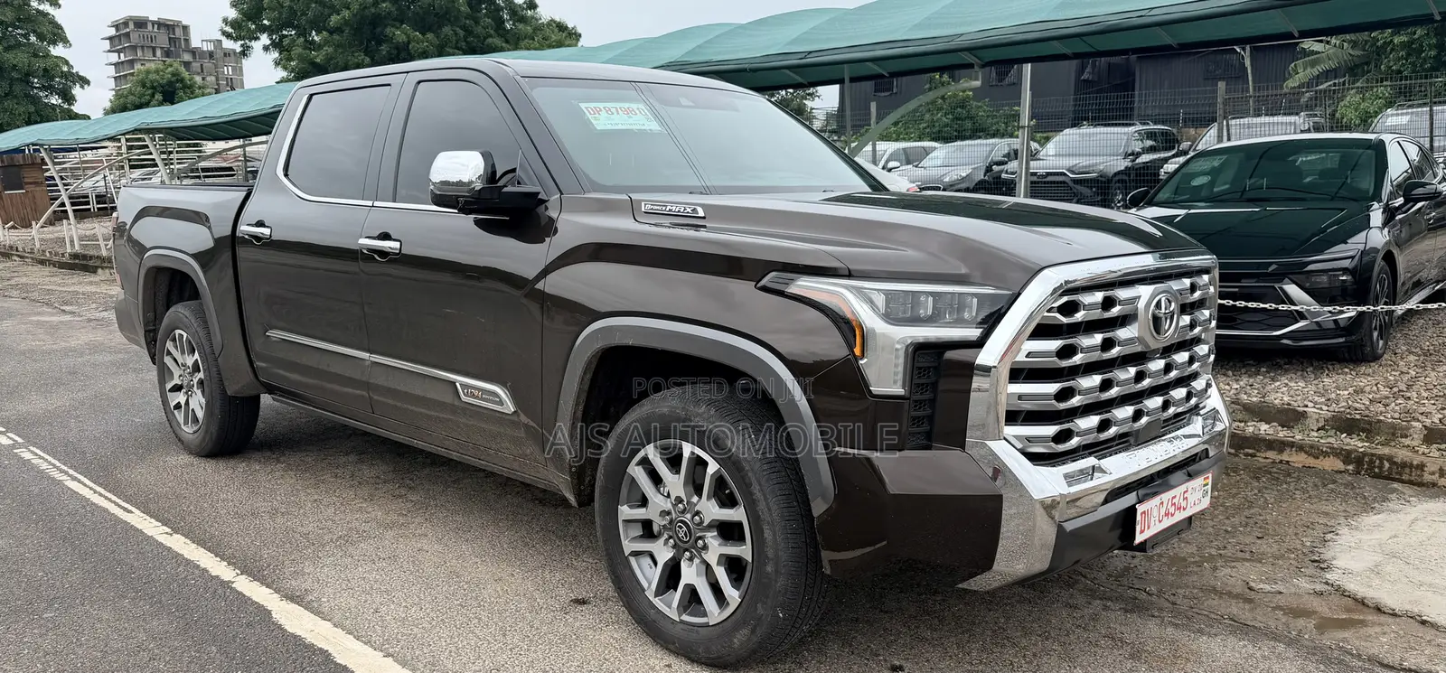 Toyota Tundra 1794 Edition CrewMax 4WD SB w/5.5' Bed (Hybrid) 2025