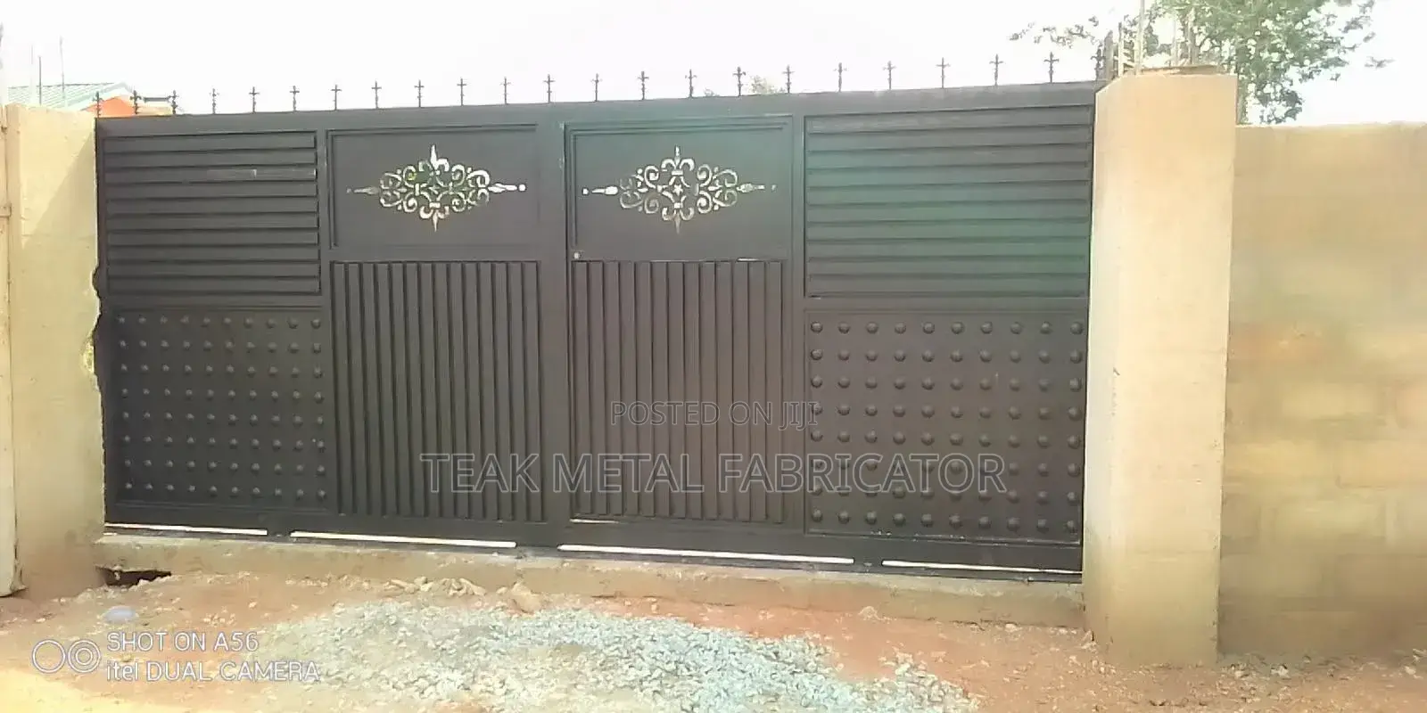 Sliding Metal Gate
