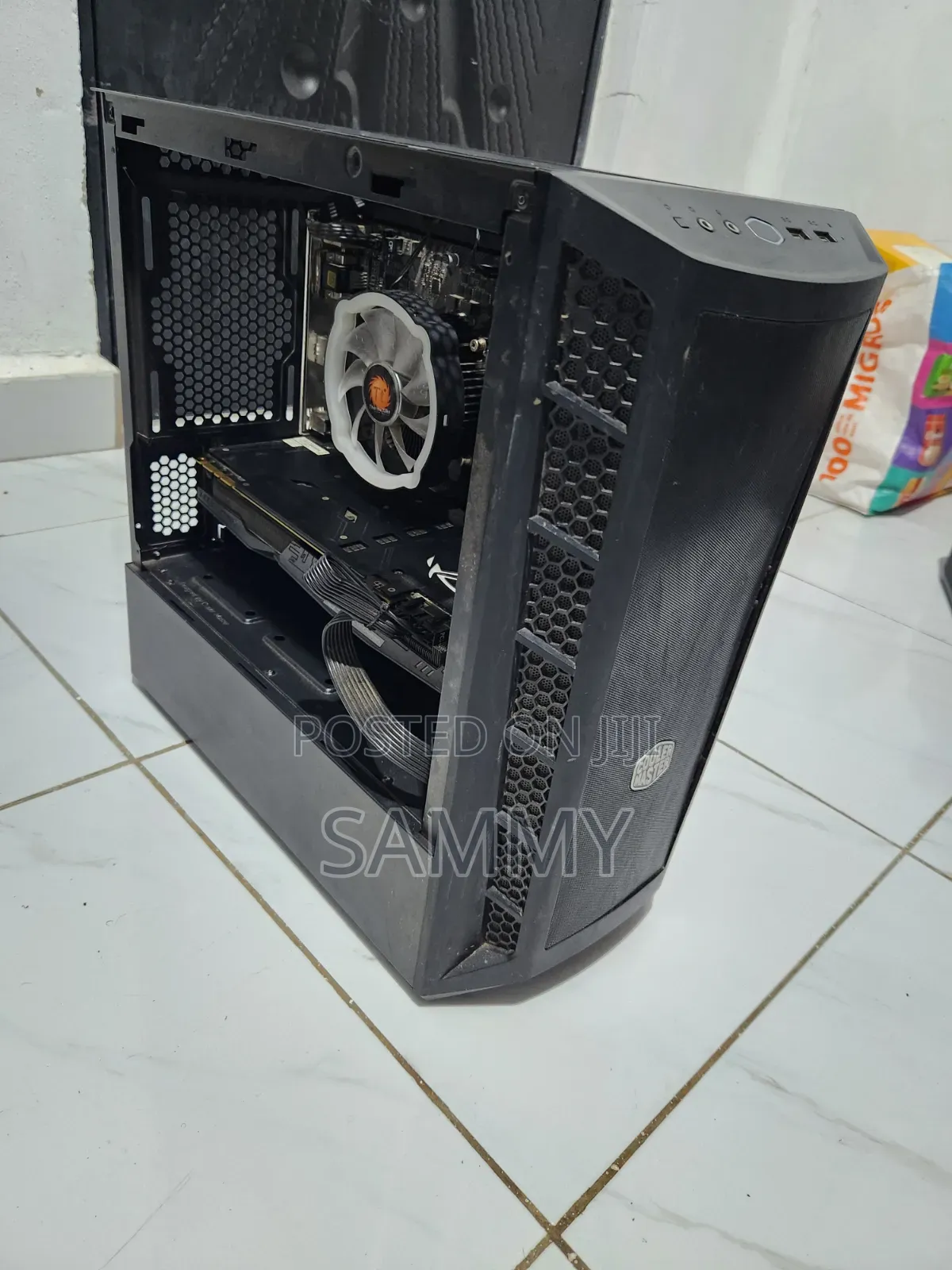 Cooler Master Micro Atx Gaming Case With Two Argb Fans