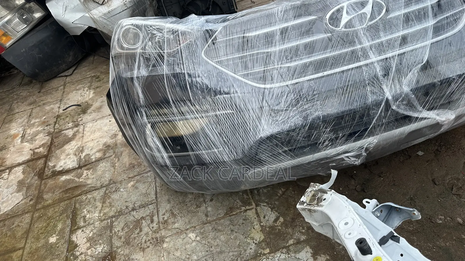 Hyndai Santafe 2017 Front Complete Available as Dseen