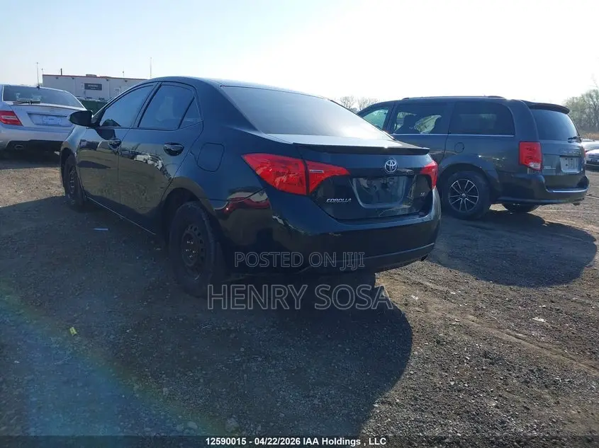 Toyota Corolla SE (1.8L 4cyl 2A) 2018 Gray