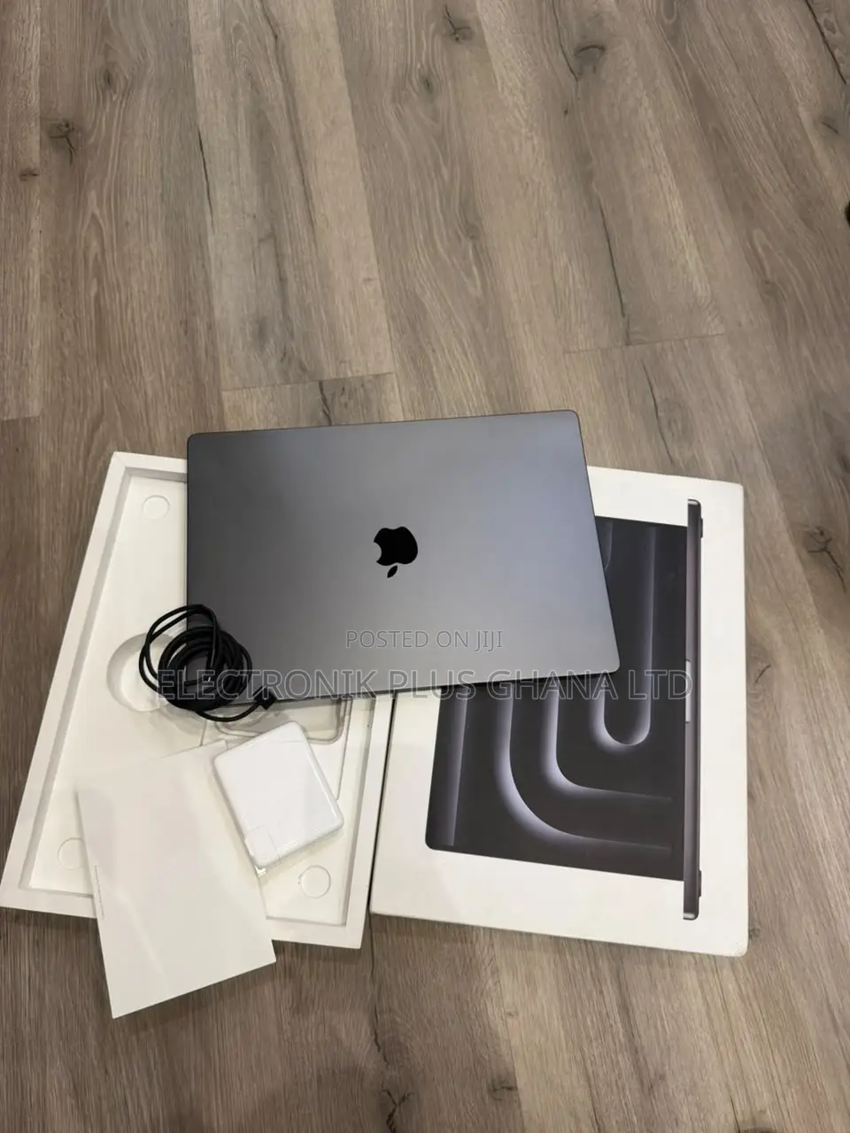 Laptop Apple MacBook Pro 2024 M4 Max 64GB Apple M4 Max SSD 2T