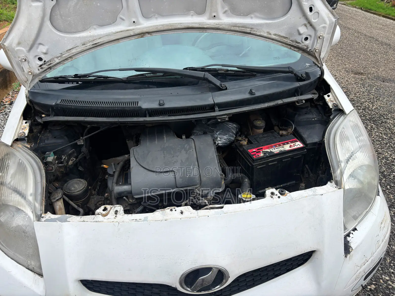 Toyota Vitz 1.0 FWD 5dr 2010 White