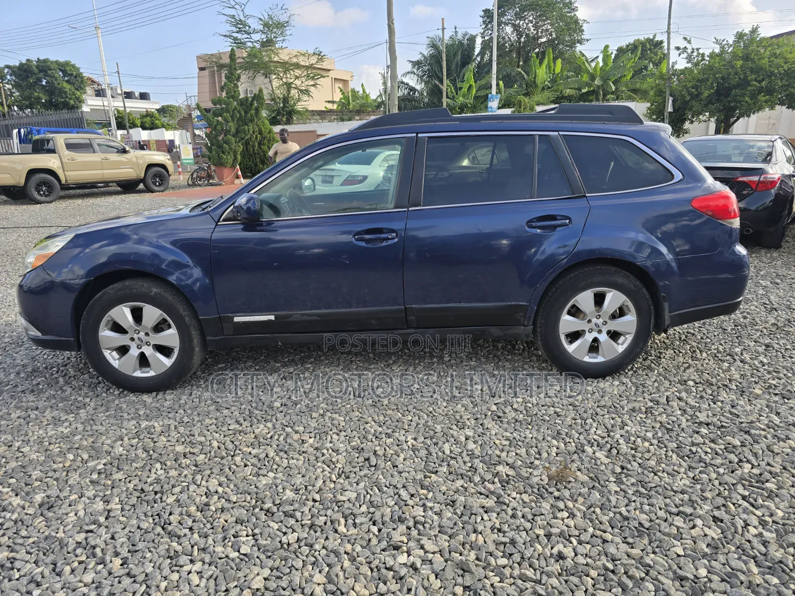 Subaru Outback 2011 Blue