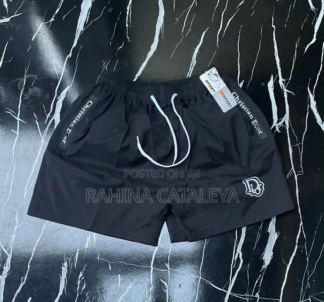 Men Shorts 678022