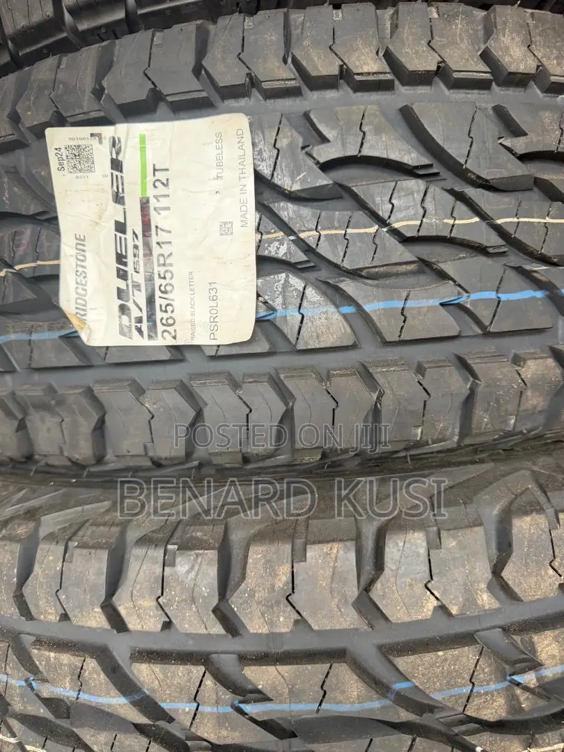 Original 265/65r17 Bridgestone
