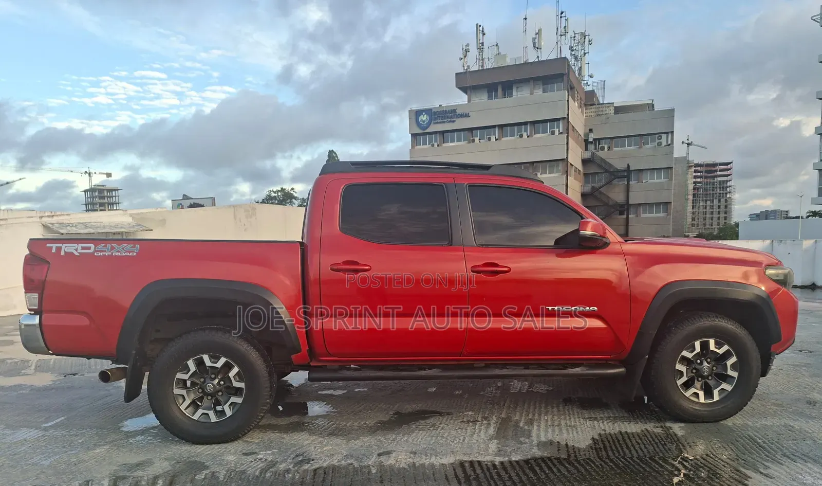 Toyota Tacoma 4dr Double Cab 2016 Orange