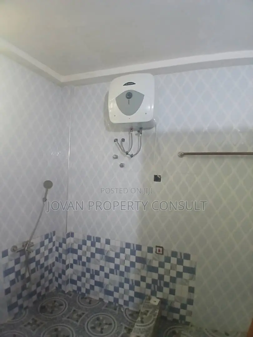 2bdrm Apartment in Pokuase Acp for rent