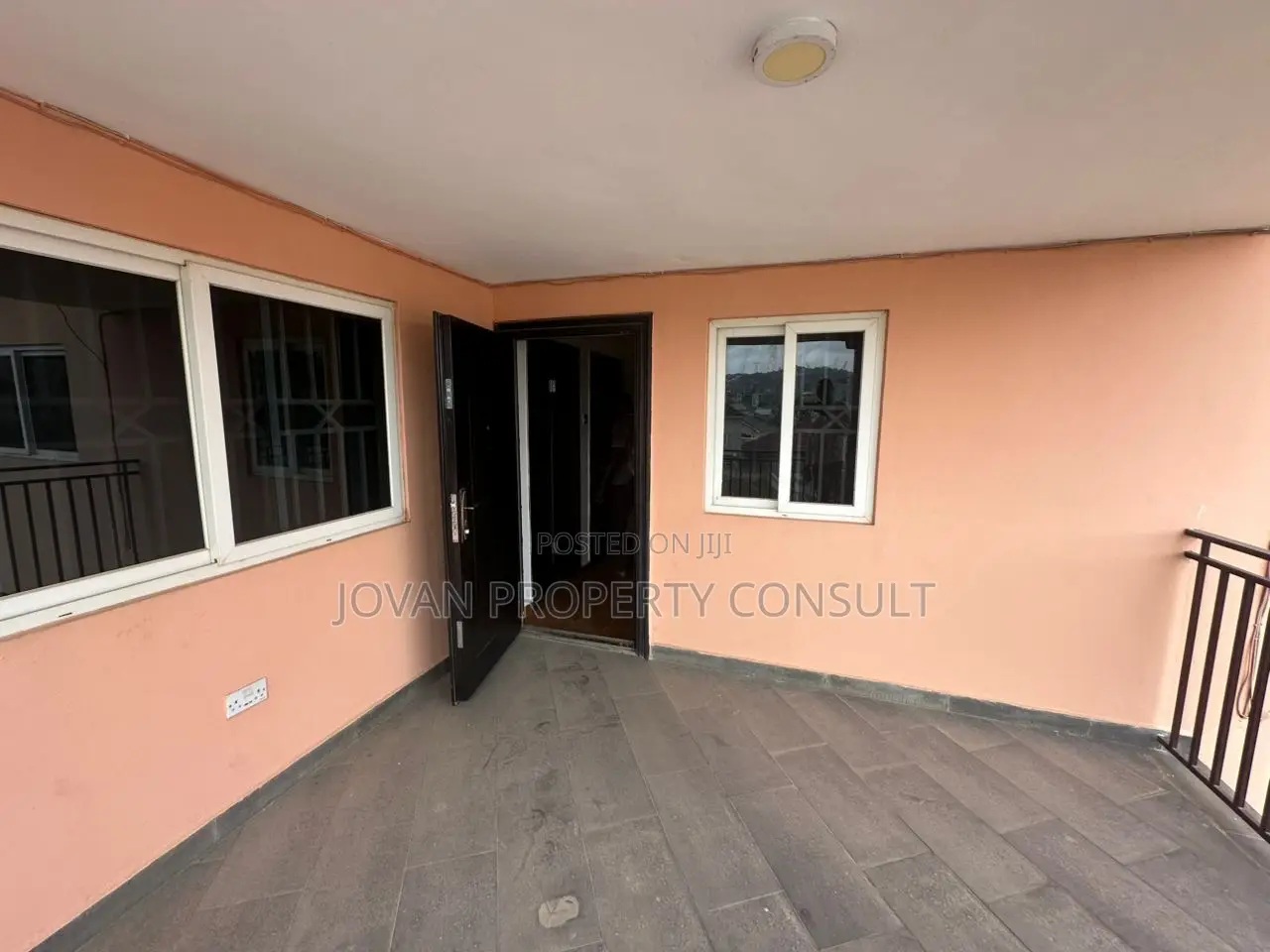 3bdrm House in Pokuase Acp for rent