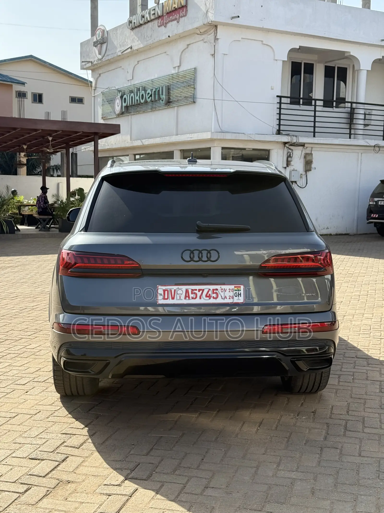 Audi Q7 2024 Gray