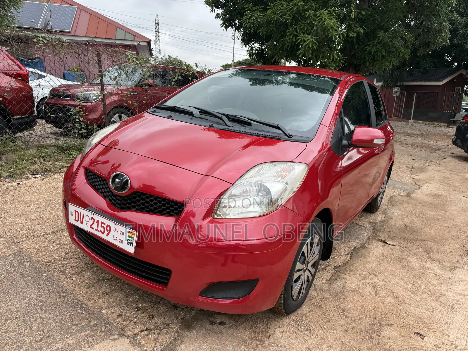 Toyota Vitz 2010 Red
