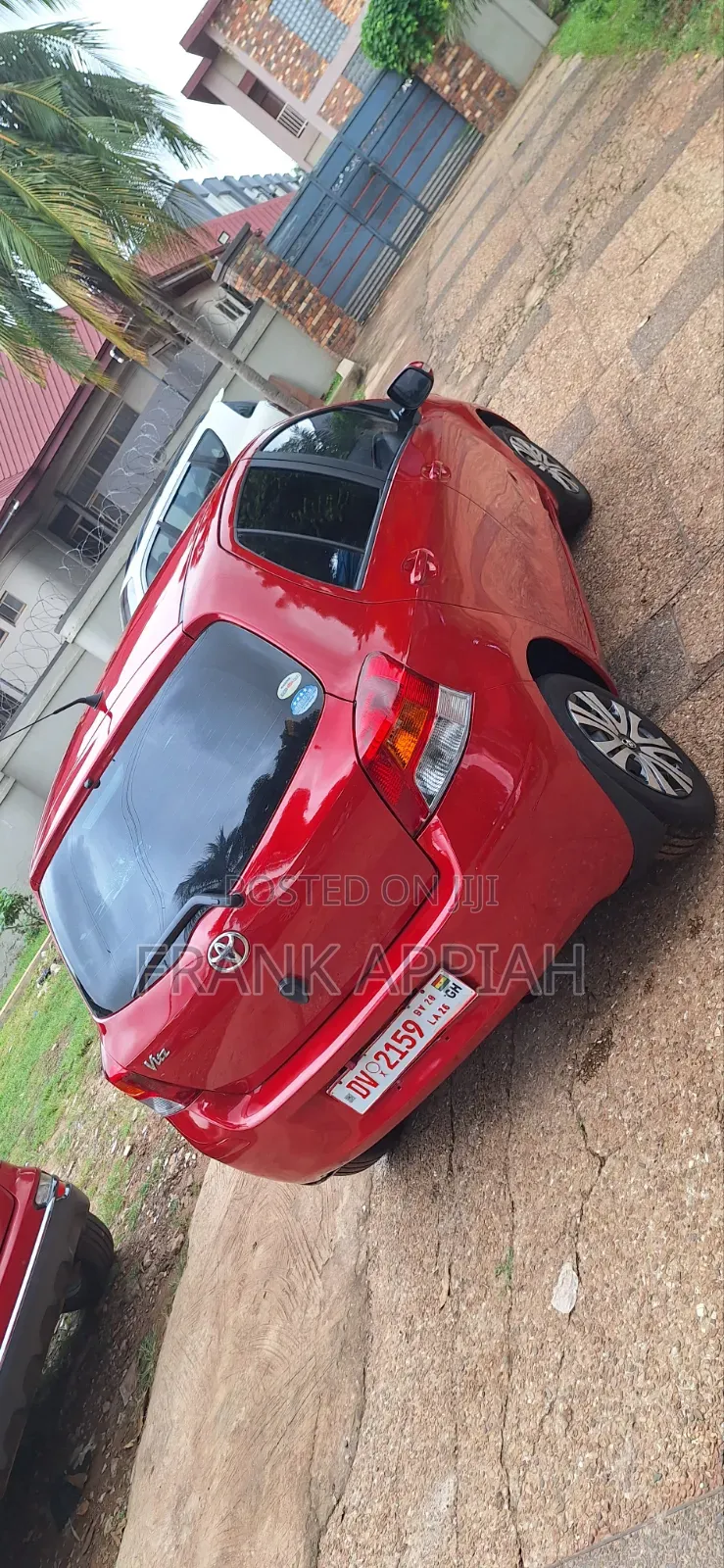 Toyota Vitz 2009 Red