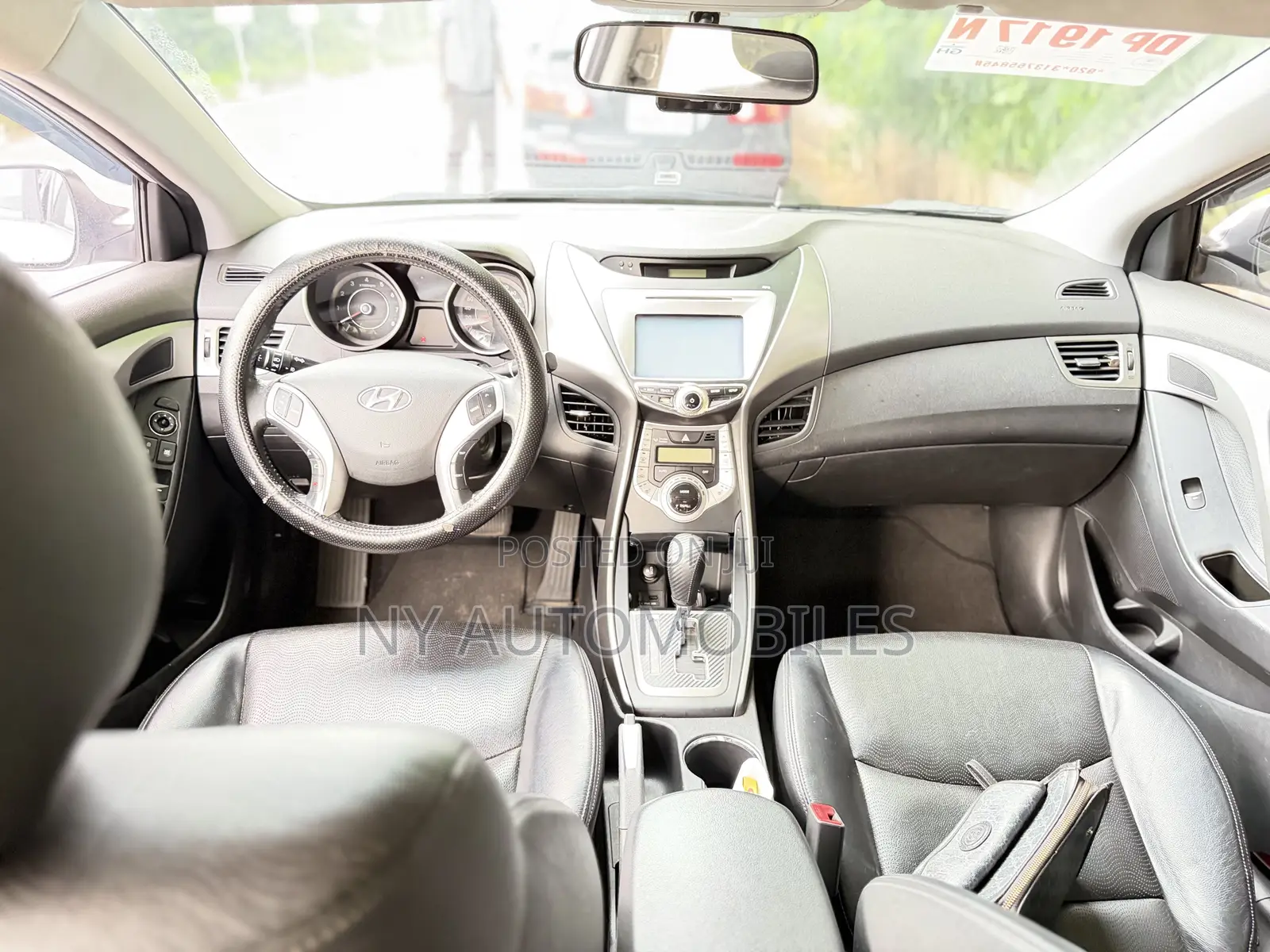 Hyundai Avante 2014 White