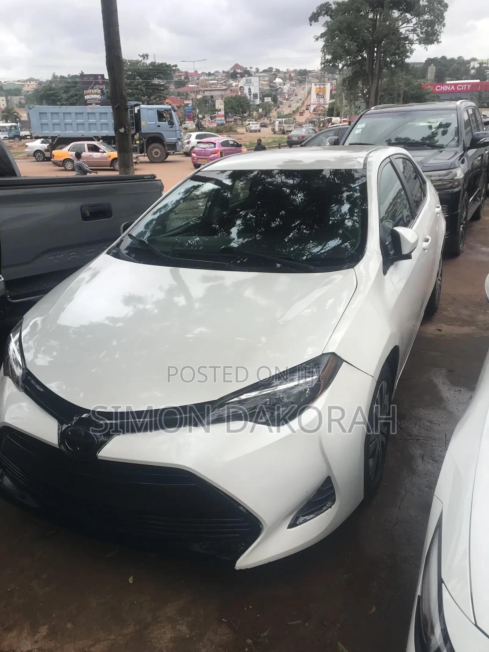 Toyota Corolla 2019 White
