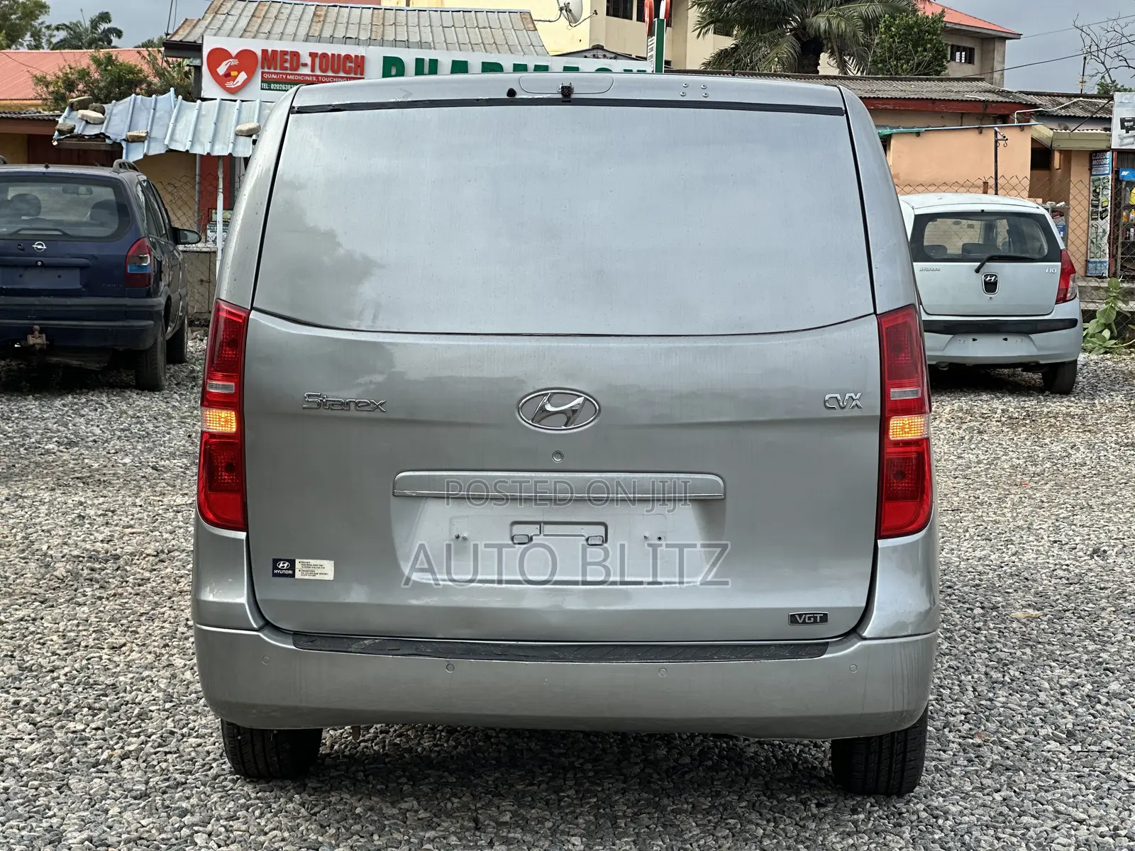 Hyundai H200 2013 Gray