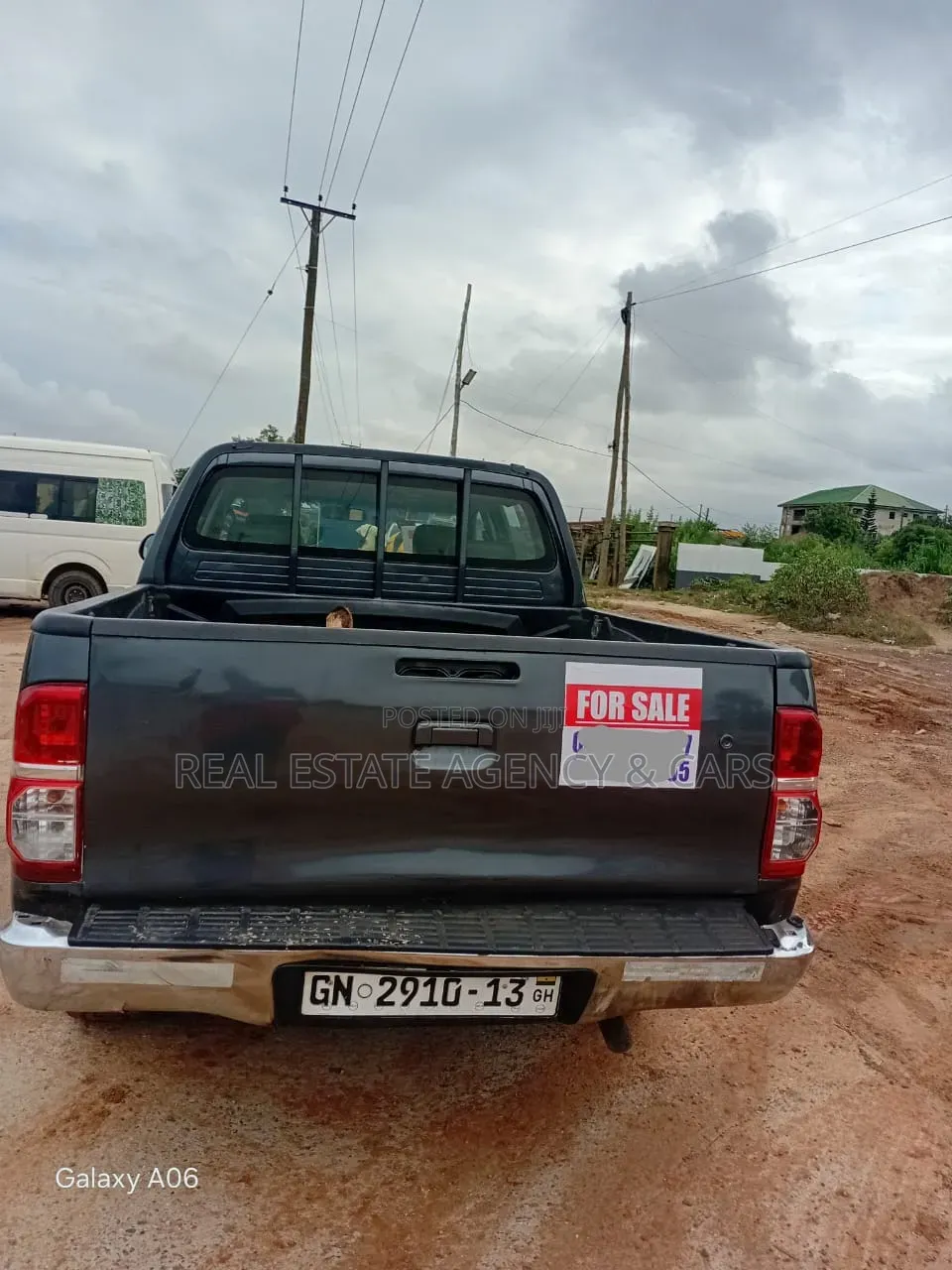 Toyota Hilux 2010 Gray