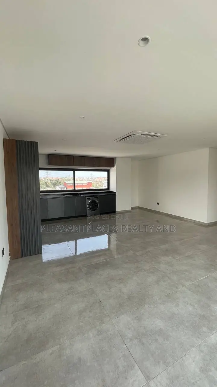 2bdrm Apartment in Pleasantplaces And, Dworwulu for rent