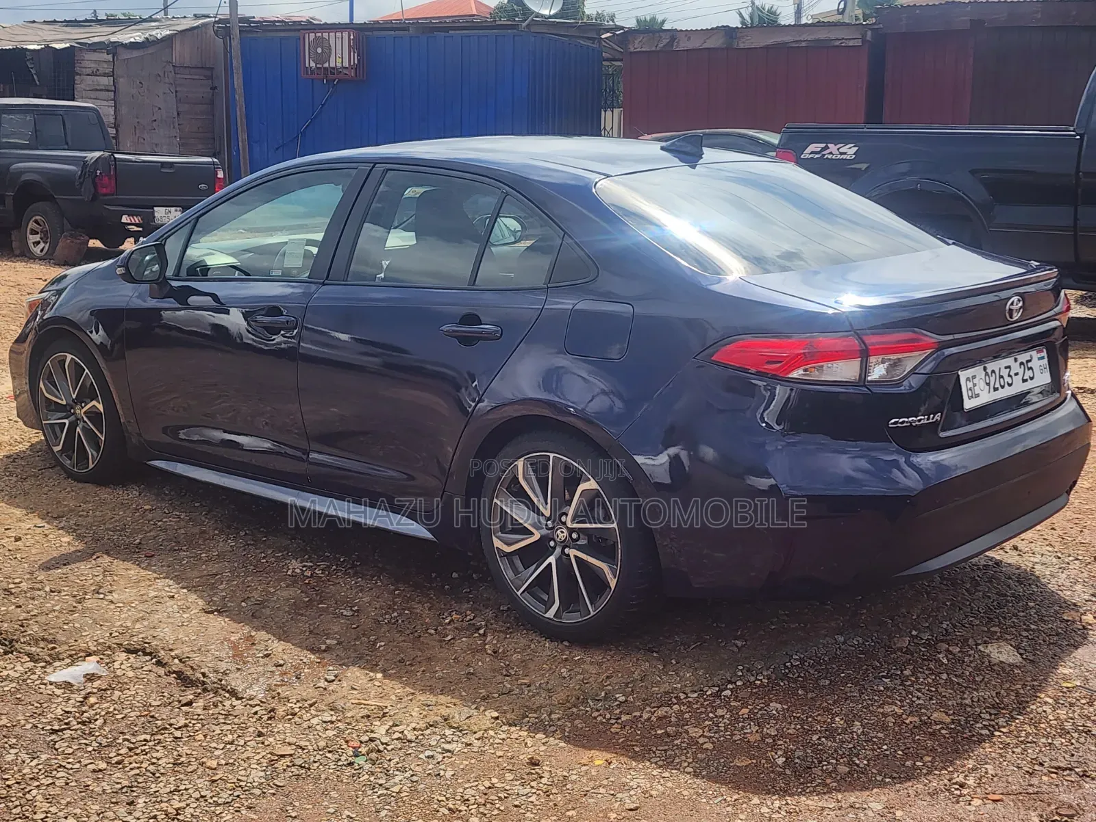 Toyota Corolla SE 2020 Blue