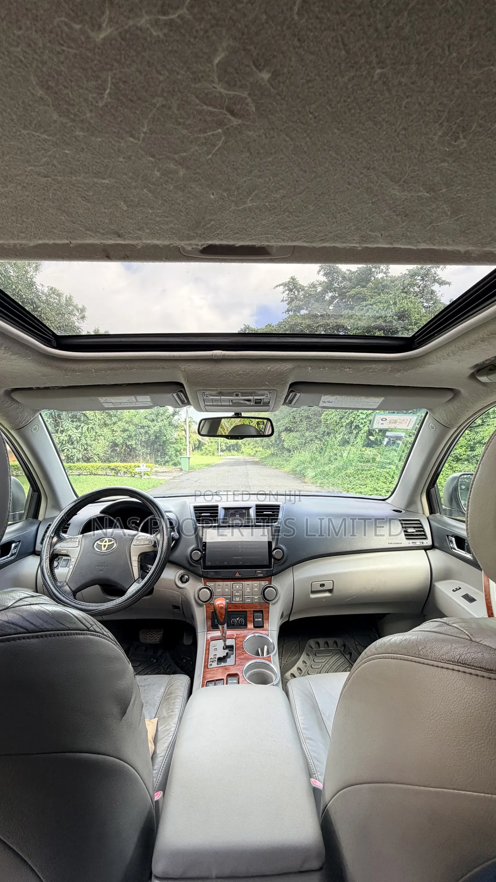 Toyota Highlander Limited 2010 Silver