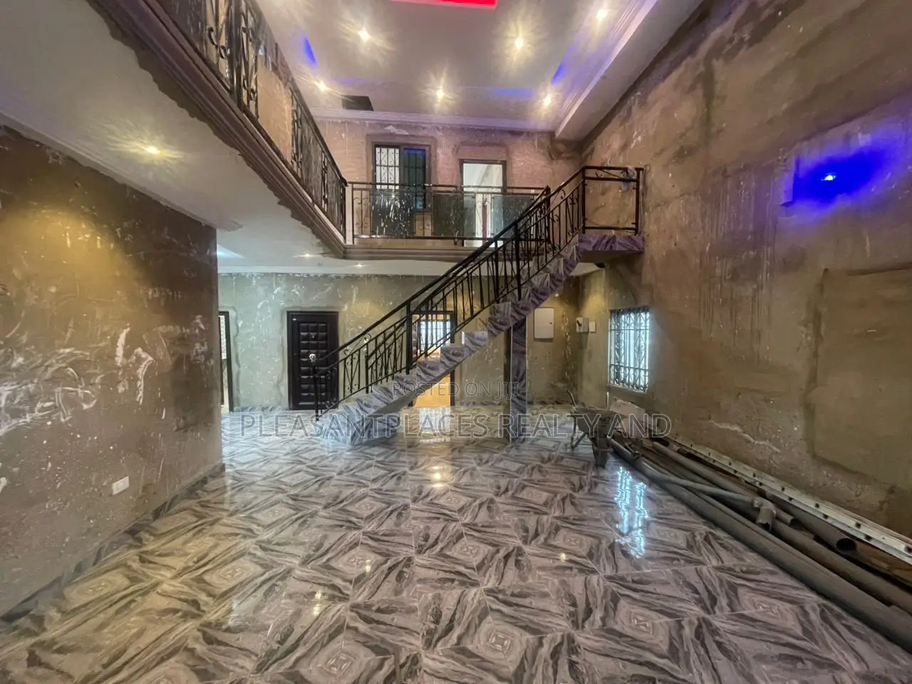 4bdrm House in Pleasantplaces And, Kwabenya for rent