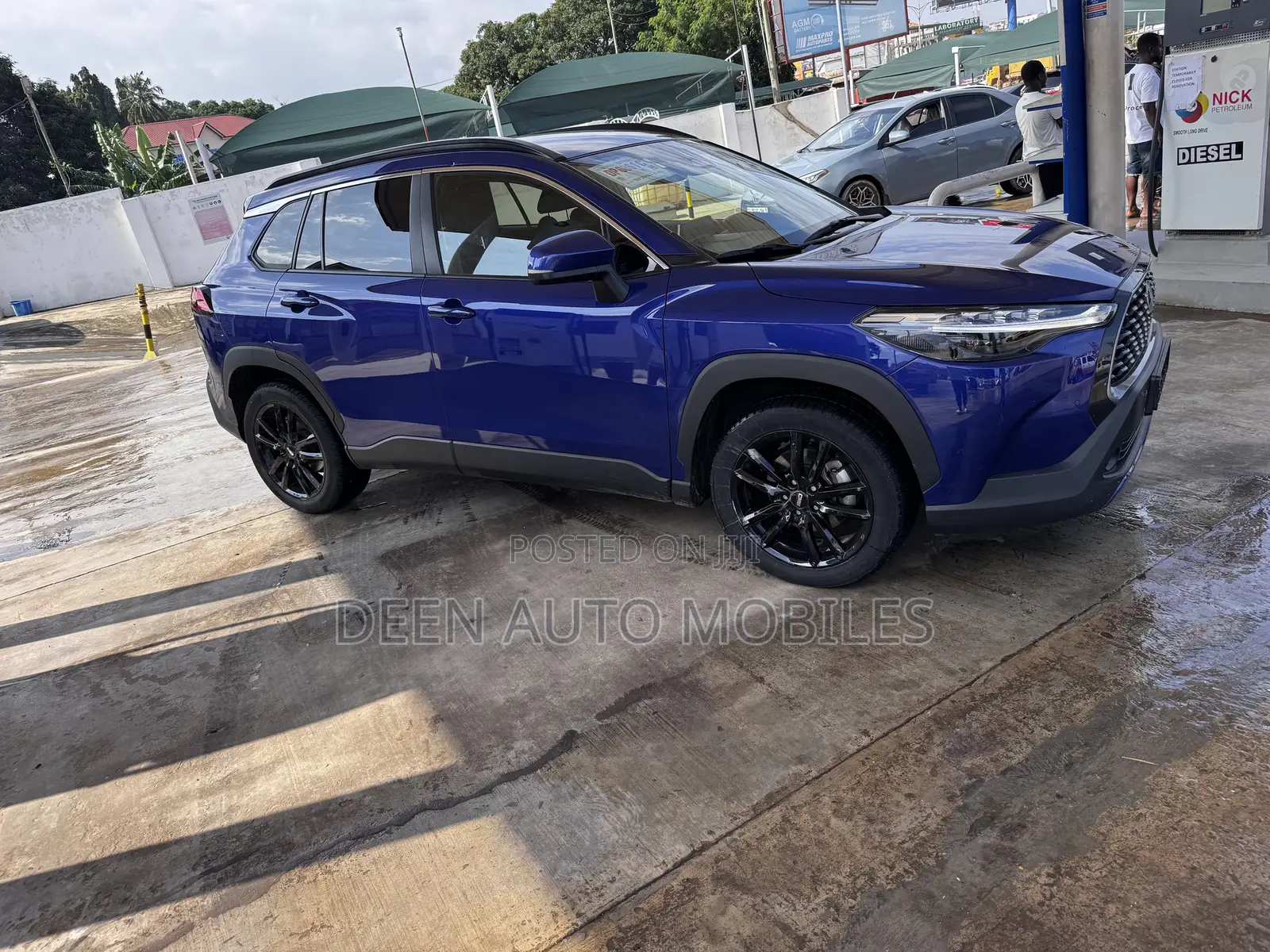 Toyota Corolla Hybrid SE 2025 Blue