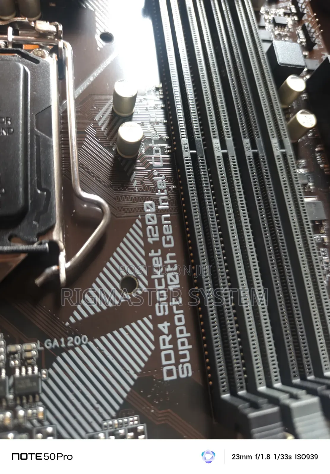 Gigabyte Z490 Ud Motherboard / 10700 I7 Processor