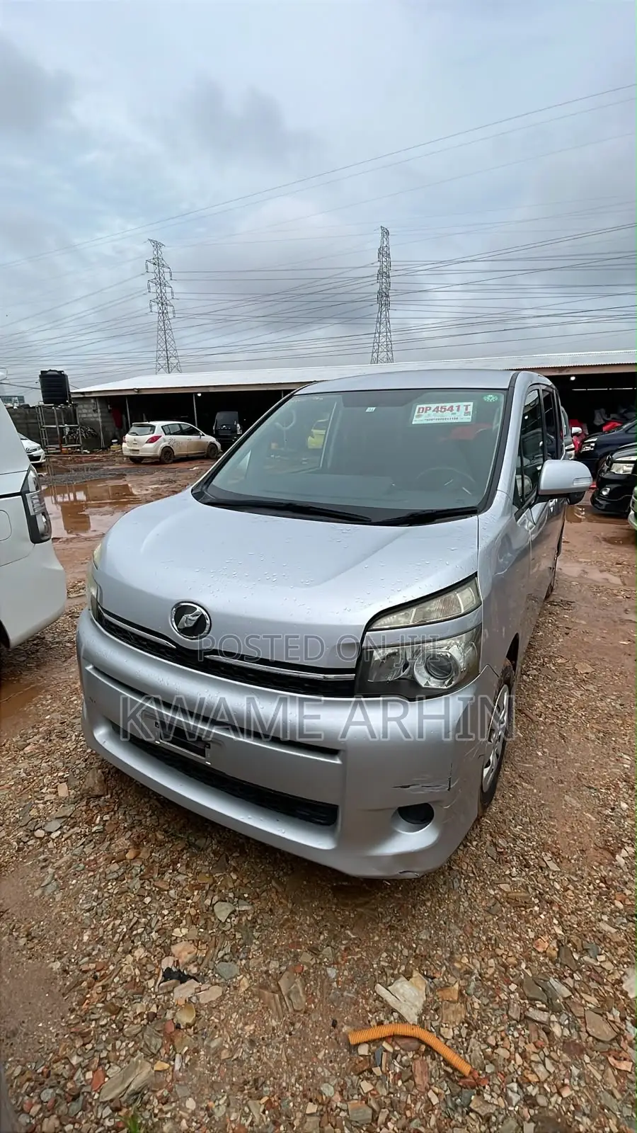 Toyota Noah 2011 Silver