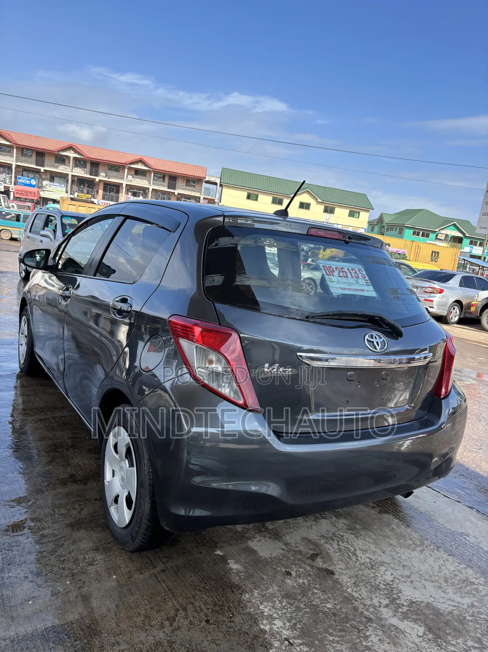 Toyota Vitz 1.5 FWD 3dr 2013 Gray