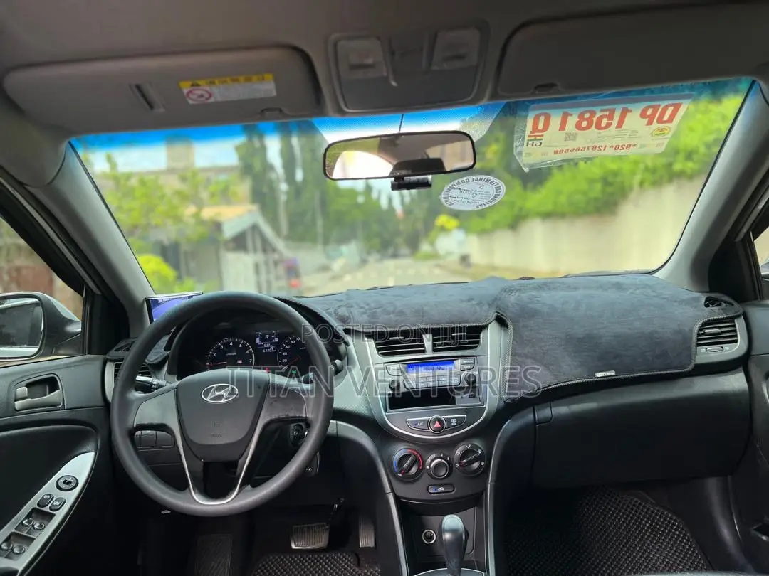 Hyundai Accent SE Sedan 2016 Gray
