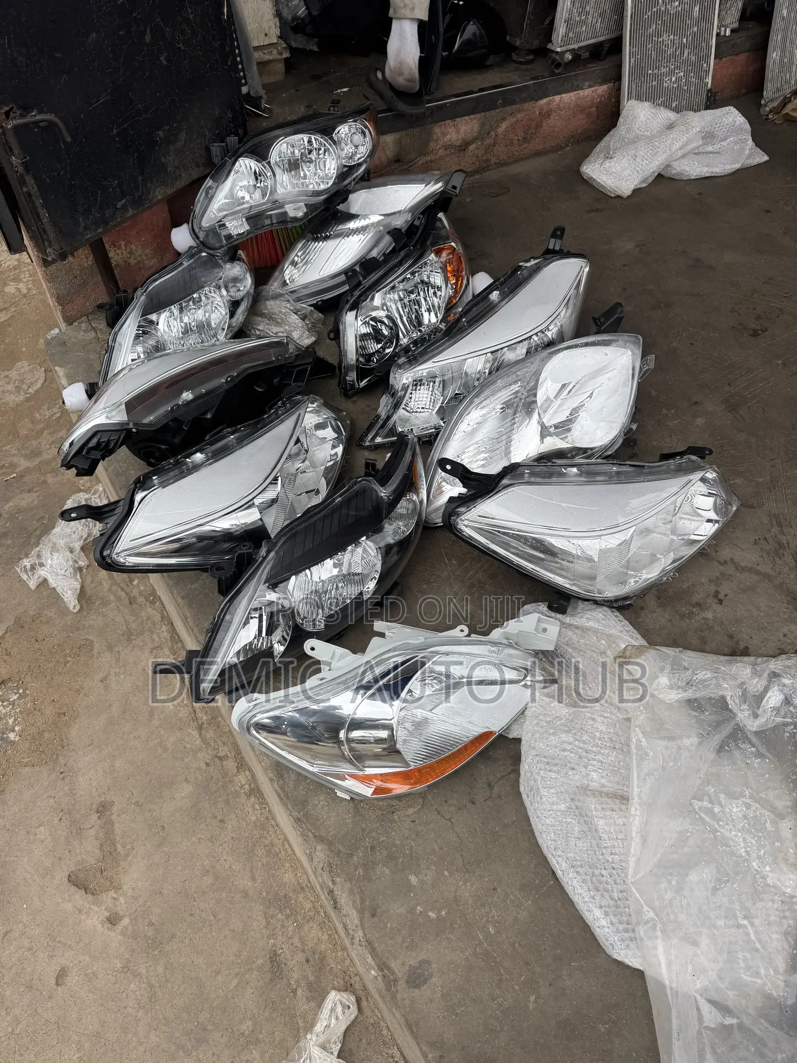 Toyota Yaris 2008 Headlamps