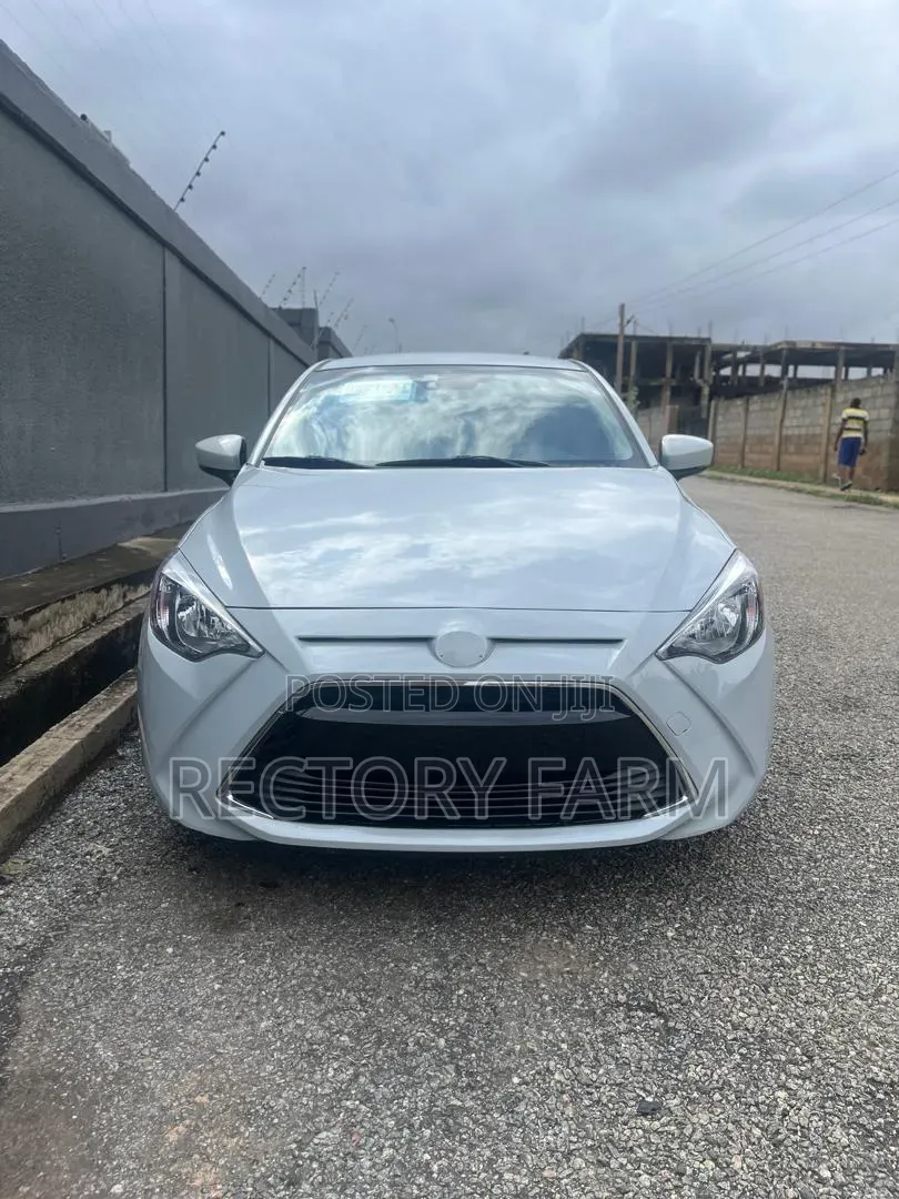 Toyota Yaris iA 1.5 FWD 2019 Off white