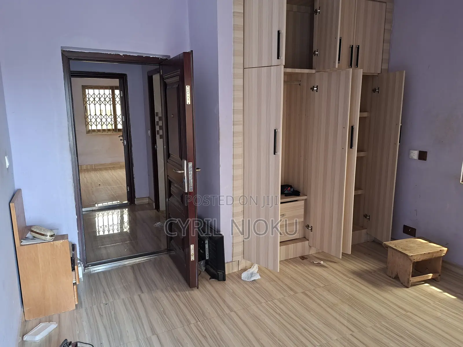2bdrm Apartment in Housing Down for sale