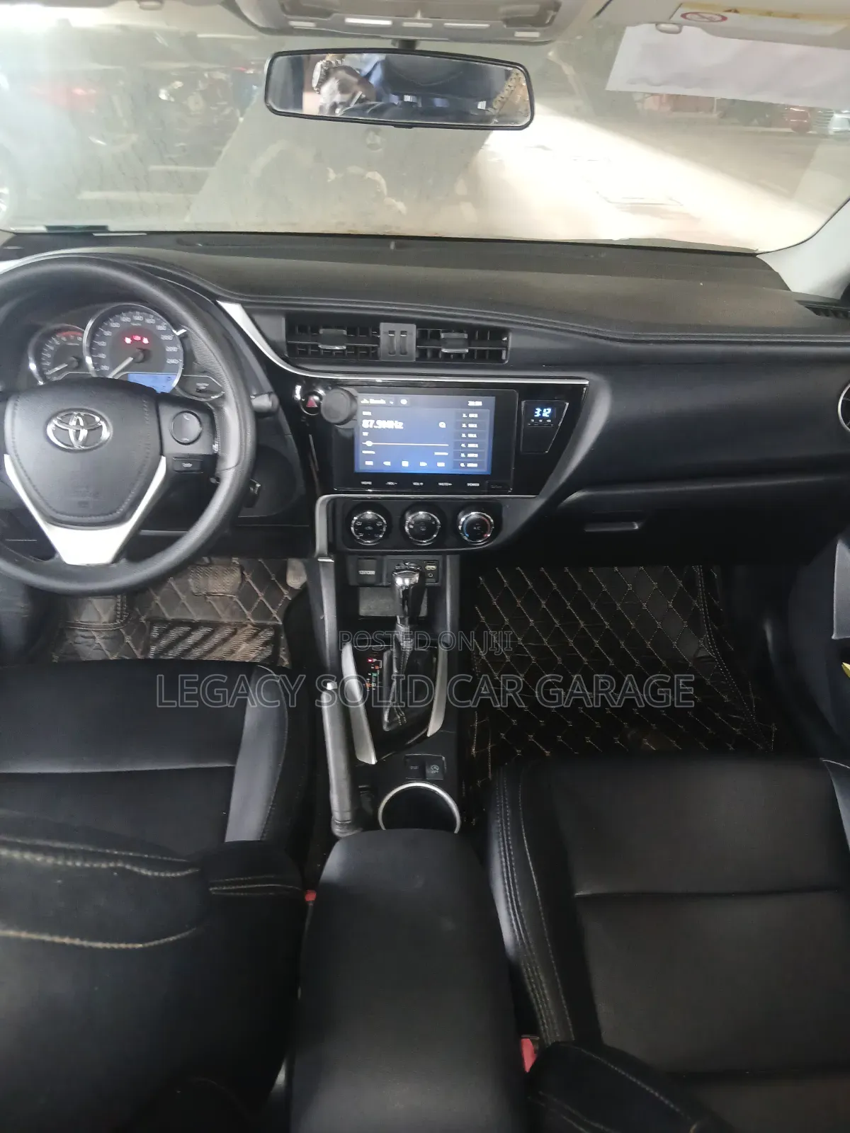 Toyota Corolla 2022 White
