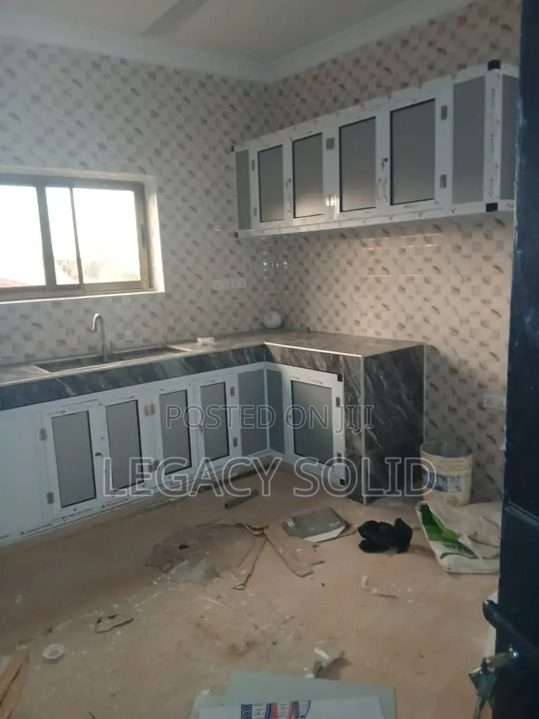 2bdrm Apartment in Legacy Solid Real for rent