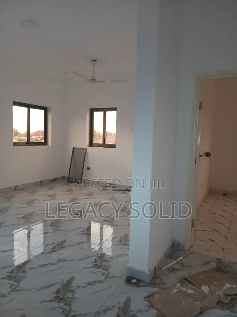 2bdrm Apartment in Legacy Solid Real for rent