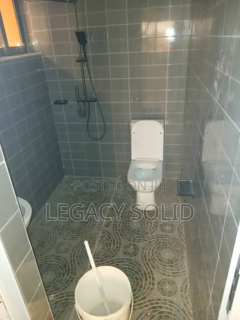 2bdrm Apartment in Legacy Solid Real for rent
