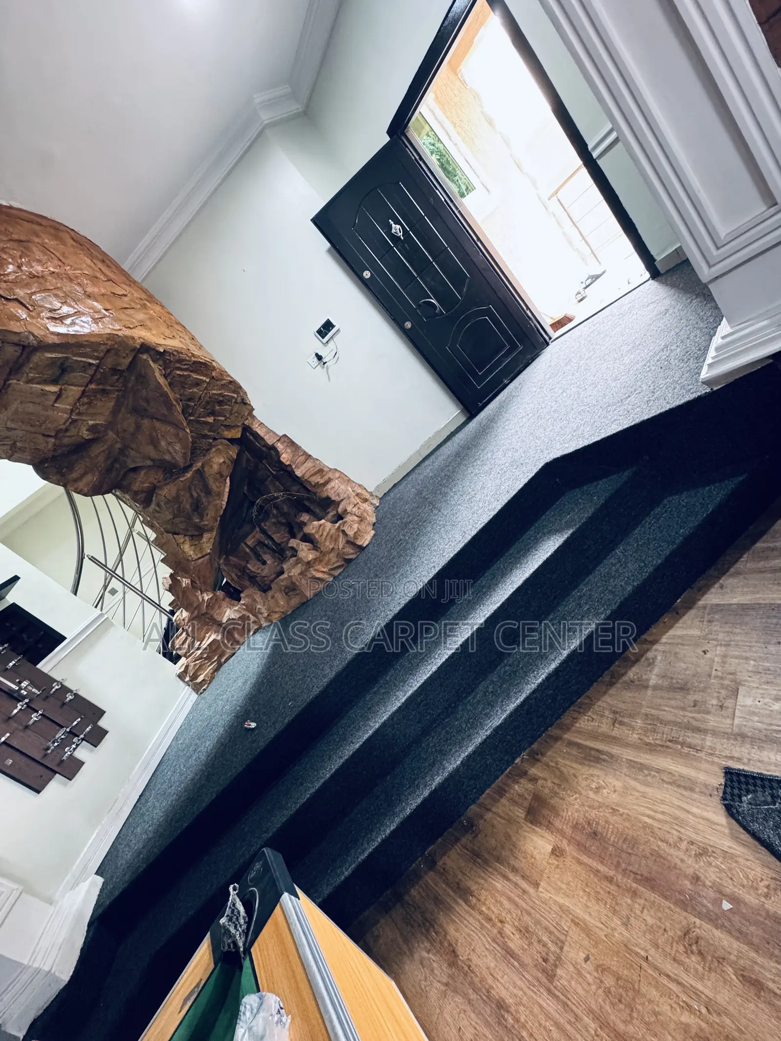 Quality Woolen Carpet for Staircase and Auditoriums